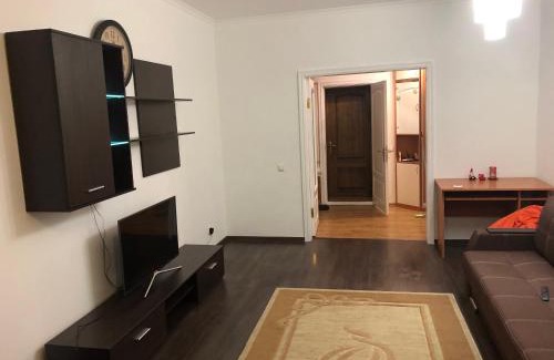 Svyatoshyns'kyi District Appartement | Затишна 2х кімнатна квартира біля метро Академмістечко