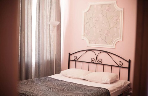Sennoy Maison | Капитал Гостевой дом