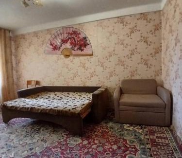 Shevchenkivs'kyi District Appartement | Квартира на Дегтярёвской
