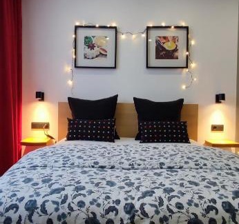 Tikhvin Appartement | Квартира на Связи 8