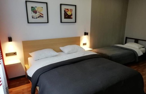 Tikhvin Appartement | Квартира на Связи 8