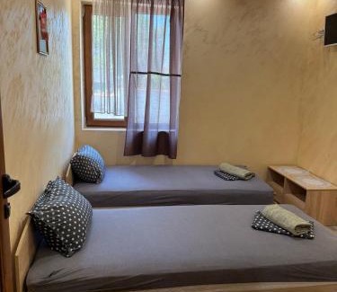 Dolna Mitropoliya Maison | Квартири ЦЕНТРАЛ