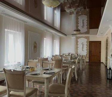 Rivne Hôtel | Козацькі Забави