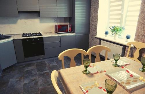 Uman Appartement | Комфортні Апартаменти біля Фентезі Парка
