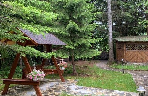 Manyava Maison | Котедж Гута