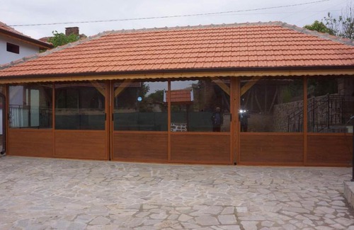 Krushuna Maison | КРУШУНСКИ КЪТ ТЕЯ