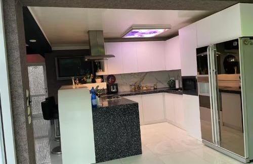 Plovdiv Autre | Къща,Вила с басейн