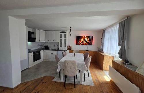 Ravnogor Maison | Къща за гости ВИРА