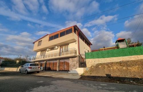 Prilep Maison | Къща за гости Люляк