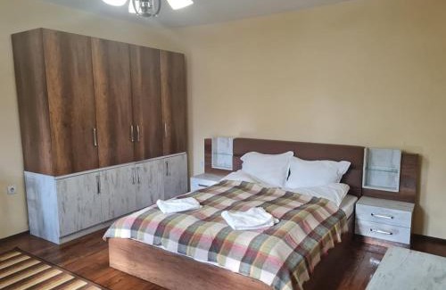 Tryavna Maison | Къщи за гости под орехите