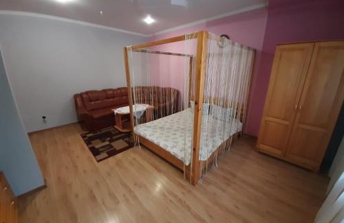 Ivano-Frankivsk Oblast Hôtel | Лагуна