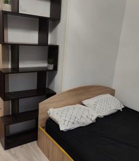 Svyatoshyns'kyi District Appartement | Метро Академгородок Житомирская 10мин пешком Академмістечко Вернадского 65 КУП НАНУ Європейський університет Міні-смарт квартира