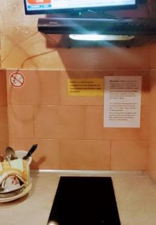Mykolaiv Appartement | МИНИ СТУДИЯ центр Николаева Соборной-Макарова Макдональдс WI-FI 1 диван 2 этаж