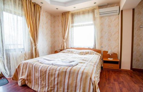 Hisarja Hôtel | Раѝ