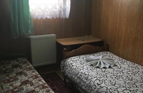 Kolomyya Hôtel | Садиба Достаток