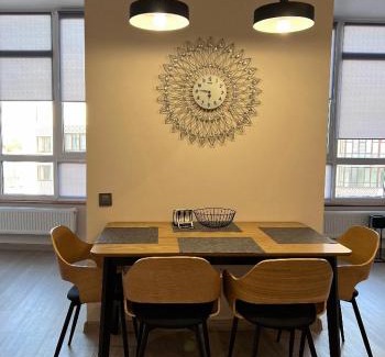 Maliyevtsy Appartement | Свіжі апартаменти в центрі міста новобудові на Проскурівське підпілля 110а