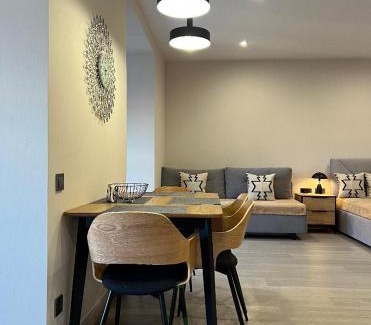 Maliyevtsy Appartement | Свіжі апартаменти в центрі міста новобудові на Проскурівське підпілля 110а