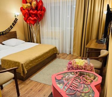 Polyana Maison | Сонячна Соната