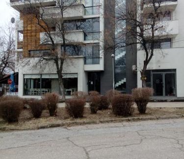 Hisarja Appartement | Студио Бижу