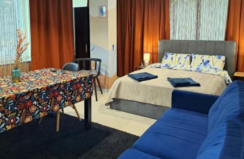 Blagoevgrad Appartement | Студио Цвят/Studio Colour