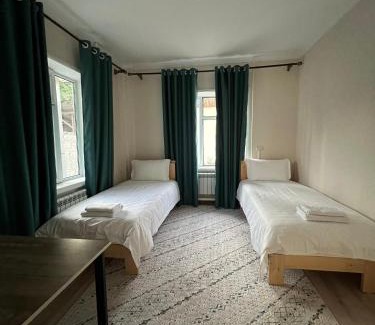 Jalal-Abad Maison | Табылга guest house