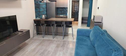Holosiivskyj Appartement | Теремки