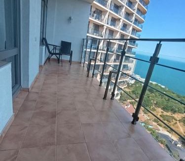 Arcadia Appartement | Терраса с панорамой моря в Аркадии
