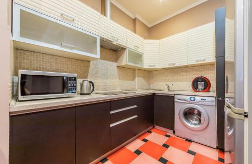 Khreshchatyy Yar Appartement | Трехкомнатная квартира на Крещатике