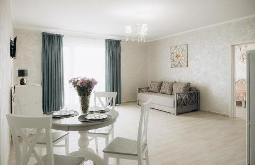 Karolino-Bugaz Hôtel | Три Слона