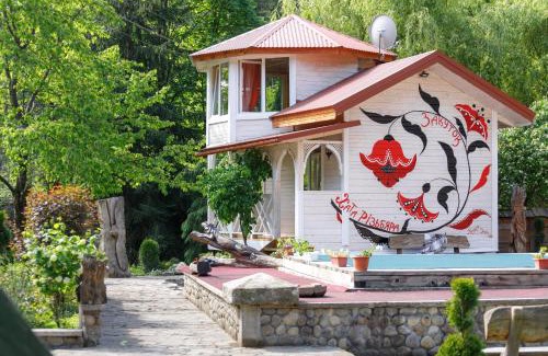 Roztoky Maison | Хата Різьбяра - Закуток