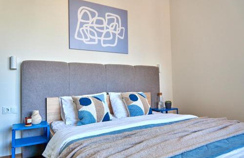 Mukachevo Appartement | Яскраві сучасні Апартаменти для молодих та активних