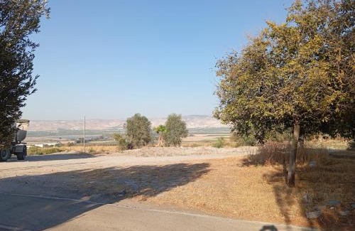 Emek HaMaayanot Chalet De Ski | ארוח אל מול גלעד