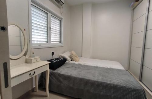 Bene Beraq Appartement | דירה במרכז