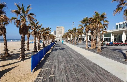 Bat Yam Appartement | דירה על הים-Colny Beach