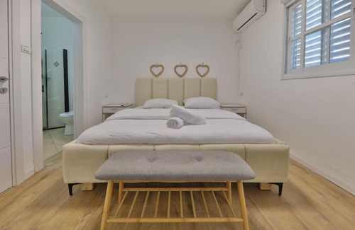 Kiryat Yam Appartement | דירות קו ראשון לחוף - Apartments First line to the Beach