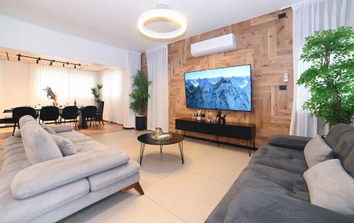 Migdal Appartement | וילה מארי עם בריכה במגדל