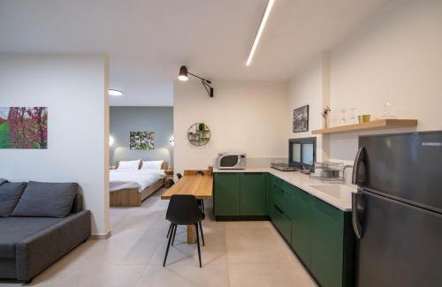 Ein Zivan Appartement | חדרי אירוח בהט