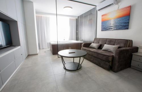 Netanya Appartement | חוויה בכיכר גולד