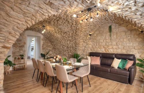 Safed Old City Appartement | חלום במערה - סוויטת יוקרה בעתיקה