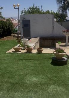 Qiryat Shemona Appartement | יחידית דיור משופצת עם גינה ומקלט - היחידה בגליל