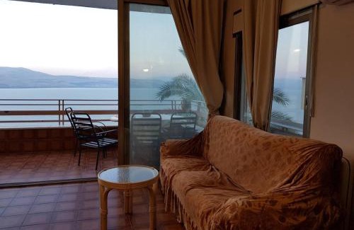 Tiberias Appartement | מיוחד קו ראשון לכנרת נוף מדהים