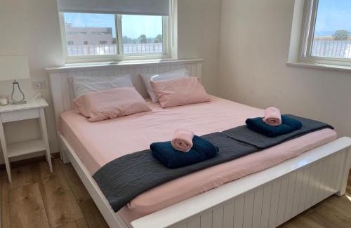 Katzrin Maison | מעבר לקשת
