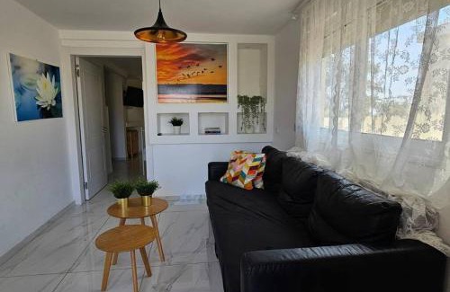Poriyya Appartement | נווה שחר- צימר משפחתי מקסים עם ג'קוזי פרטי ובריכה ליד הכנרת