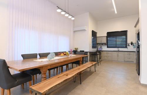 Vered Hagalil Appartement | נופש הלל - וילה מהממת עם בריכה פרטית, וג'קוזי ליד הכנרת