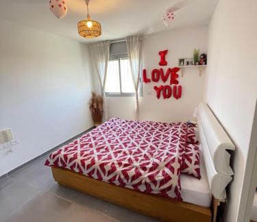 Netanya Appartement | סאבלט בקומה גבוהה בעיר נתניה