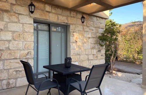 Had Nes Appartement | סוויטות טיפאני של רשת לב הגולן - 3 סוויטות מדהימות עם בריכה פרטית