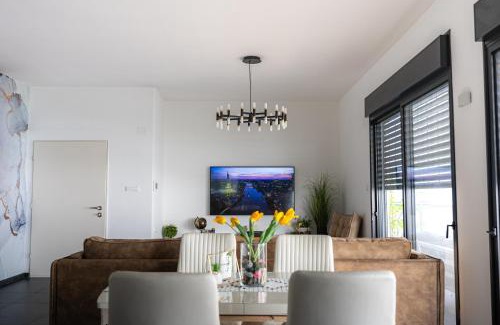 Shlomi Appartement | סויטת החורש