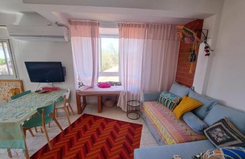 Kfar Vradim Appartement | צימס - דירת אירוח בגליל עם מרפסת