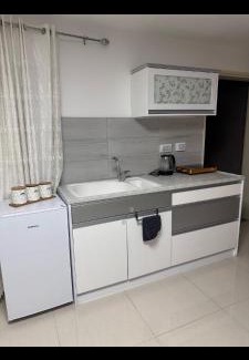 Ein Qiniyye Appartement | צימר ליאלינא