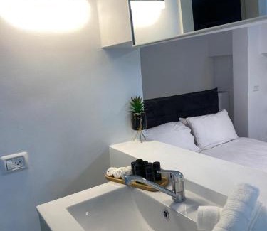 Ein Qiniyye Appartement | צימר מעל העננים